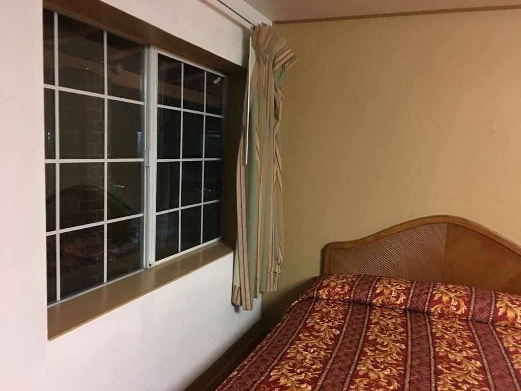 Tri-State Inn Kingman Buitenkant foto